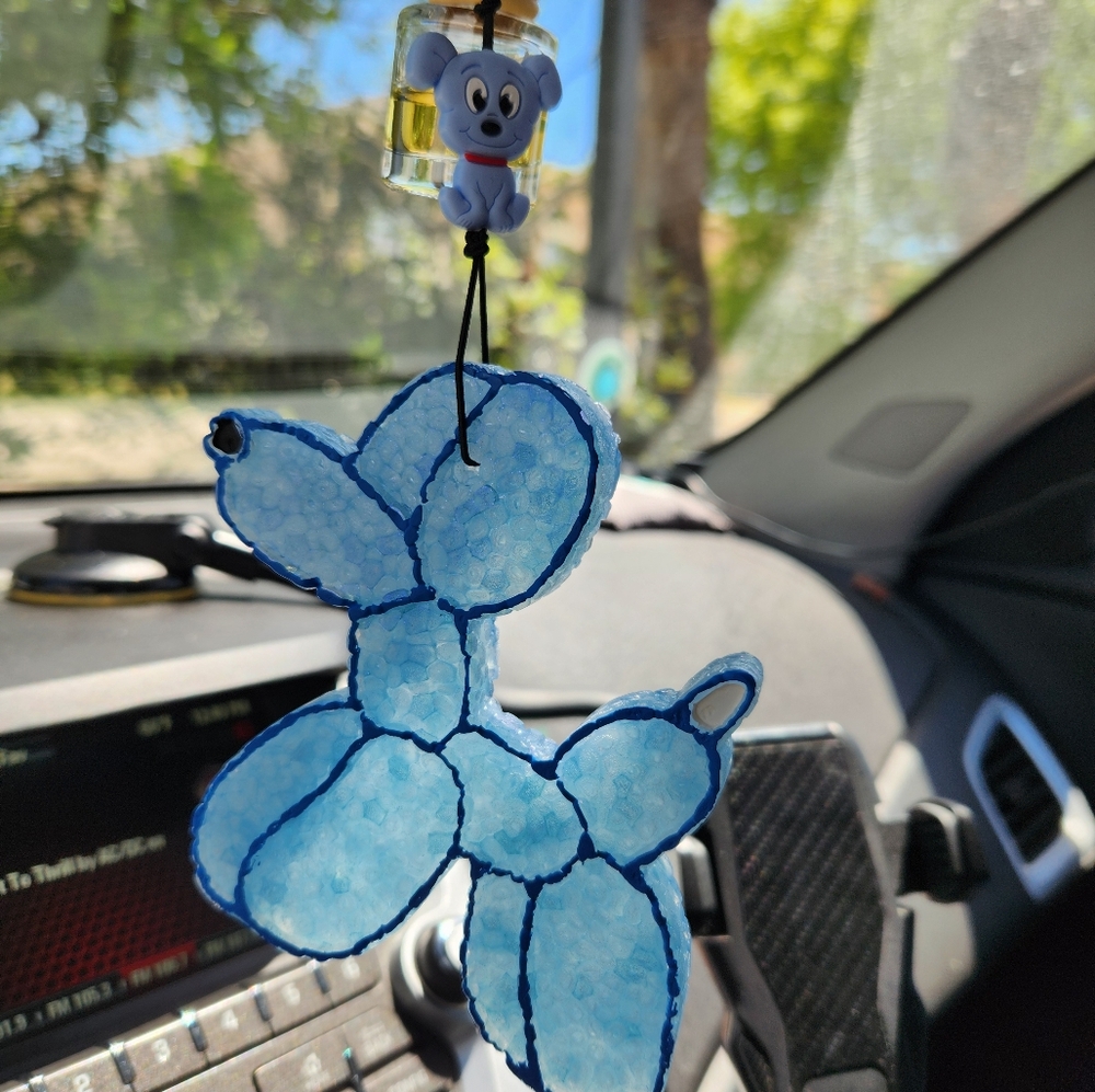 Balloon Dog Car Smellie